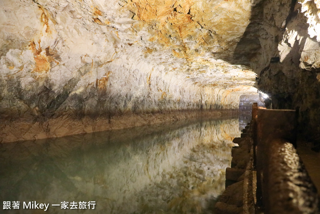 跟著 Mikey 一家去旅行 - 【 南竿 】北海坑道