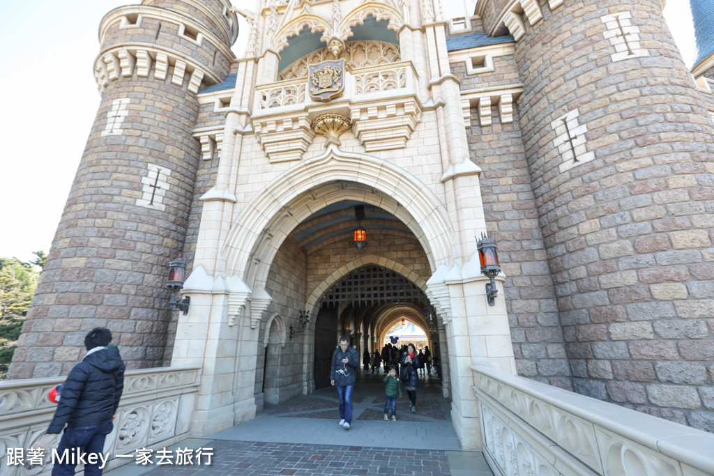 跟著 Mikey 一家去旅行 - 【 舞浜 】東京迪士尼樂園 Tokyo Disneyland - 園區環境篇 - Part I