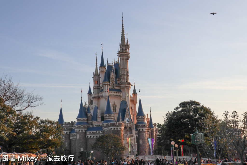 跟著 Mikey 一家去旅行 - 【 舞浜 】東京迪士尼樂園 Tokyo Disneyland - 園區環境篇 - Part II