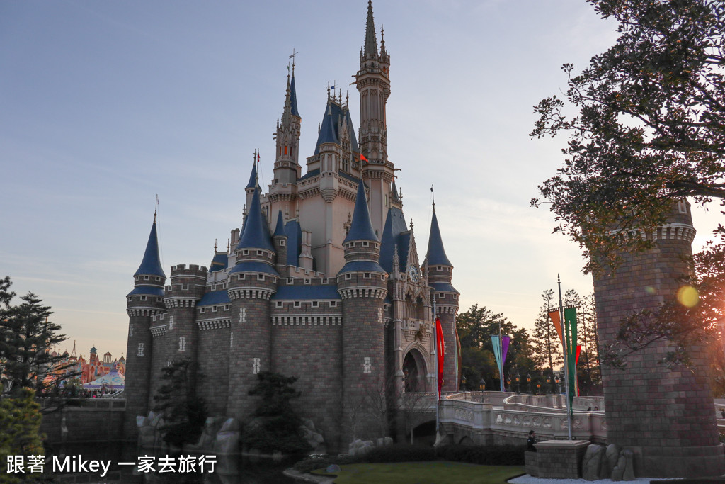 跟著 Mikey 一家去旅行 - 【 舞浜 】東京迪士尼樂園 Tokyo Disneyland - 園區環境篇 - Part II