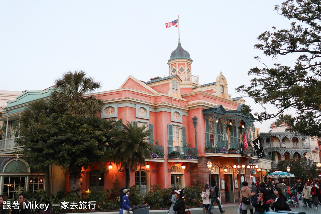 跟著 Mikey 一家去旅行 - 【 舞浜 】東京迪士尼樂園 Tokyo Disneyland - 園區環境篇 - Part II