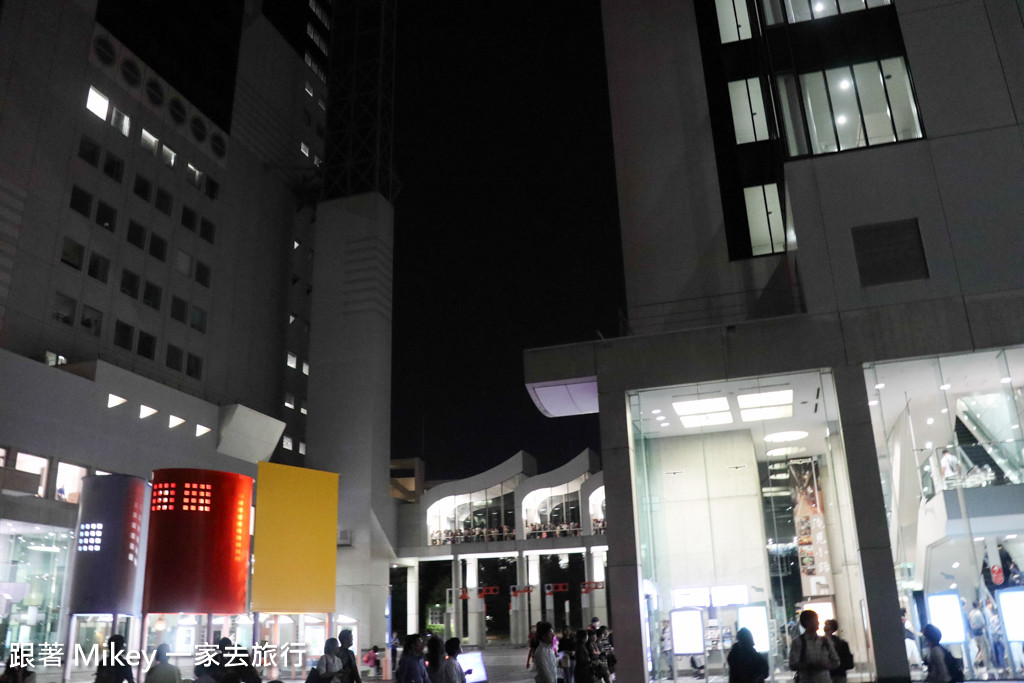 跟著 Mikey 一家去旅行 - 【 大阪 】梅田空中庭園展望台