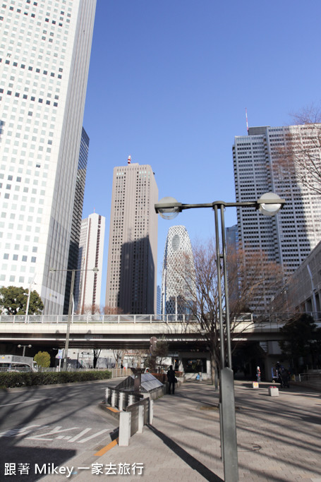 跟著 Mikey 一家去旅行 - 【 新宿 】東京都廳舍