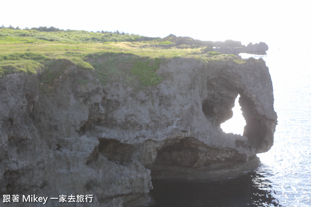 跟著 Mikey 一家去旅行 - 【 沖繩 】萬座毛