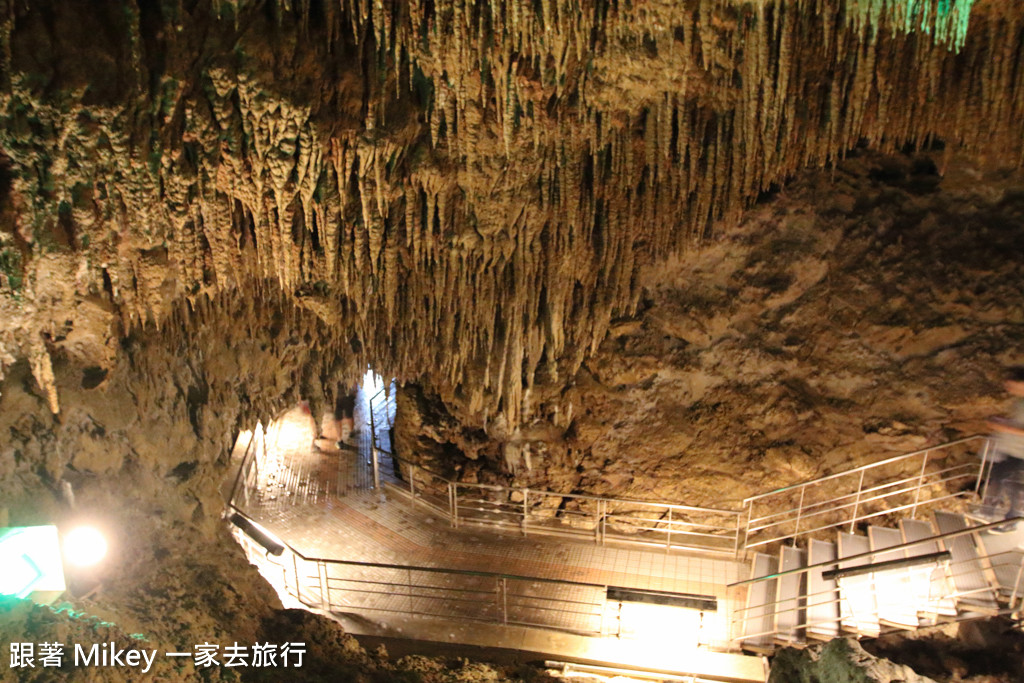 跟著 Mikey 一家去旅行 - 【 沖繩 】沖繩世界文化王國 - 玉泉洞 + 王國村 - Part I