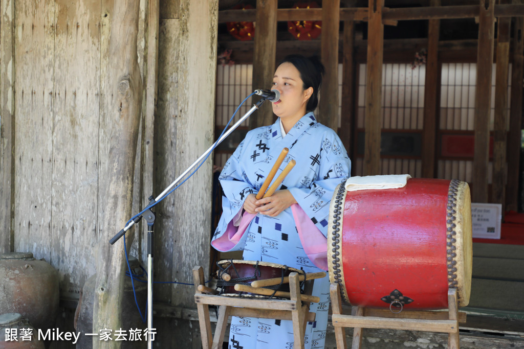 跟著 Mikey 一家去旅行 - 【 沖繩 】琉球村 - 表演篇