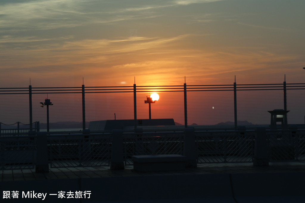 跟著 Mikey 一家去旅行 - 【 沖繩 】Naha International Airport