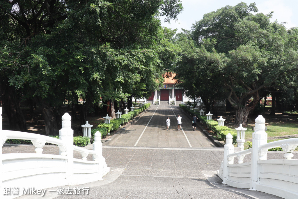 跟著 Mikey 一家去旅行 - 【 台中 】孔廟