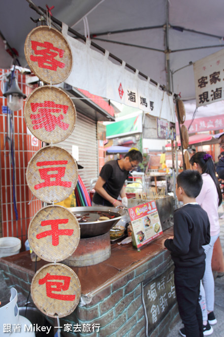 跟著 Mikey 一家去旅行 - 【 大湖 】清安豆腐街