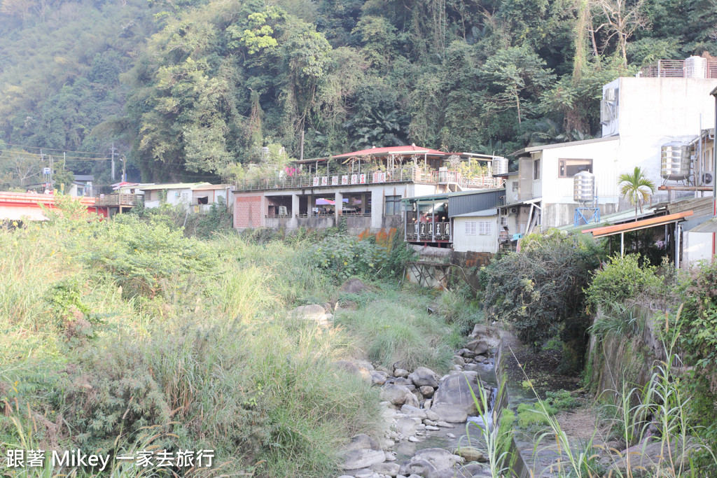 跟著 Mikey 一家去旅行 - 【 大湖 】清安豆腐街