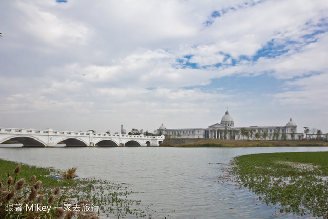 跟著 Mikey 一家去旅行 - 【 仁德 】台南都會公園 - 奇美博物館