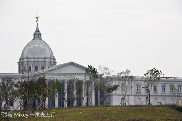 跟著 Mikey 一家去旅行 - 【 仁德 】台南都會公園 - 奇美博物館