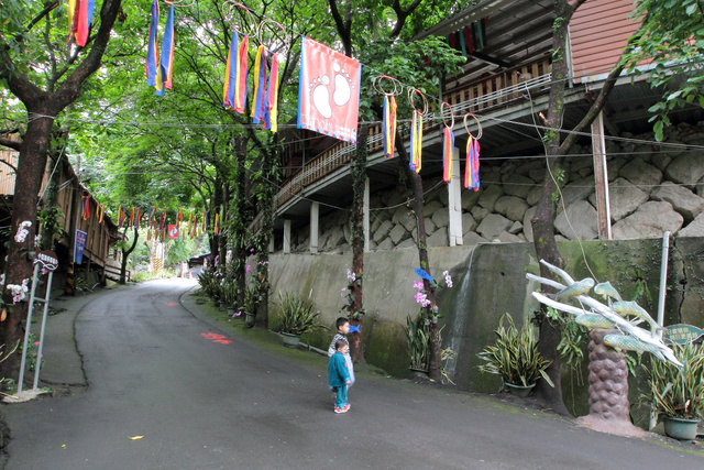 跟著 Mikey 一家去旅行 - 【 嘉義 】達娜伊谷自然生態公園