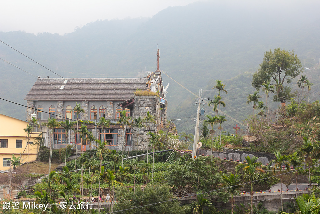 跟著 Mikey 一家去旅行 - 【 霧台 】魯凱原鄉 : 石板教堂