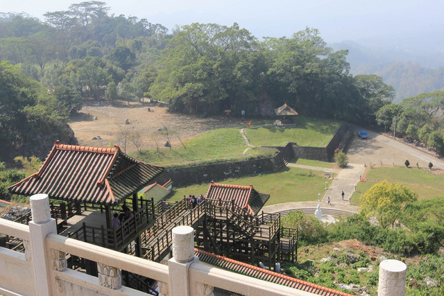 跟著 Mikey 一家去旅行 - 【 白河 】關子嶺風景區 - 水火同源 & 火山碧雲寺