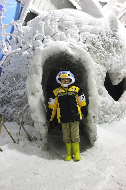 跟著 Mikey 一家去旅行 - 【 新豐 】小叮噹科學遊樂區 - 北海道滑雪場