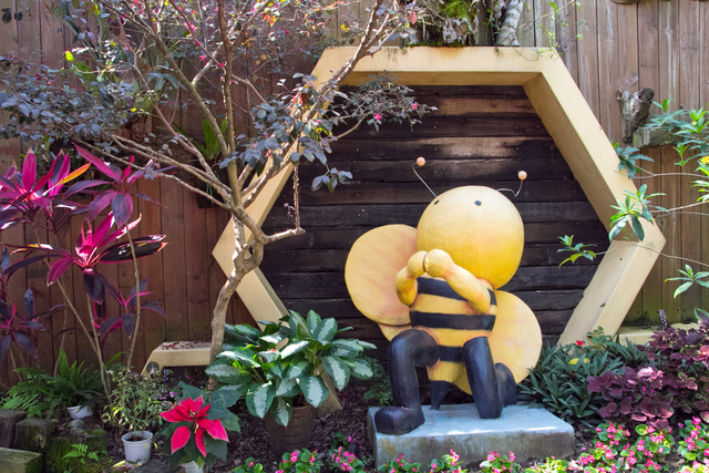 跟著 Mikey 一家去旅行 - 【 南投 】宏基蜜蜂生態農場