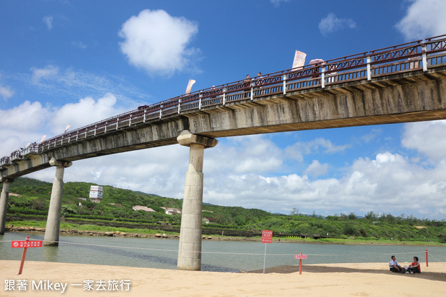 跟著 Mikey 一家去旅行 - 【 福隆 】福隆海水浴場