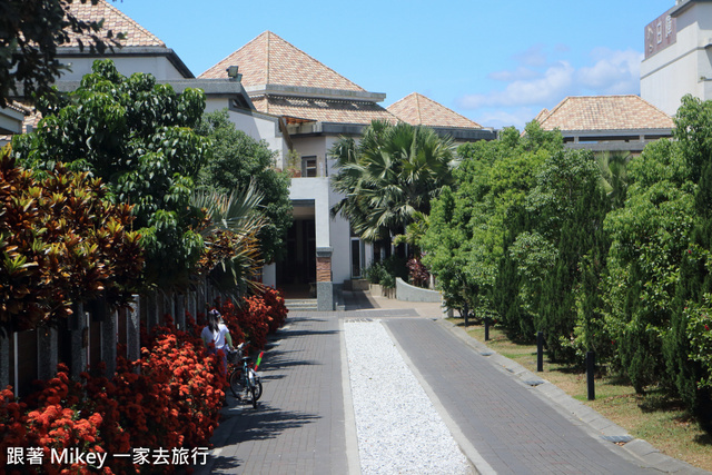 跟著 Mikey 一家去旅行 - 【 台東 】日暉國際渡假村 - 愛情廣場