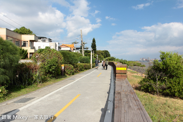 跟著 Mikey 一家去旅行 - 【 八里 】左岸庭園餐屋