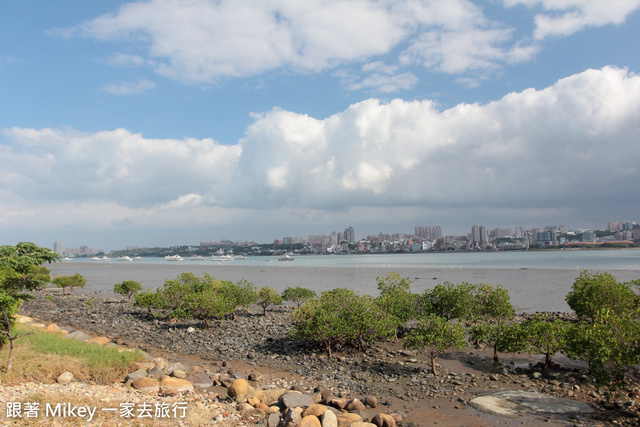 跟著 Mikey 一家去旅行 - 【 八里 】左岸庭園餐屋