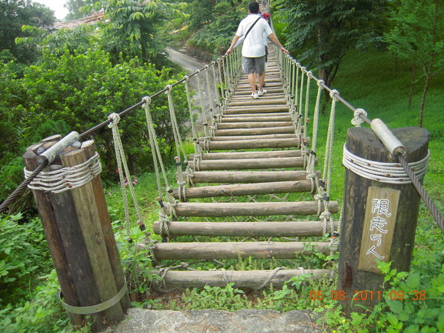 跟著 Mikey 一家去旅行 - 【 冬山 】香格里拉休閒農場