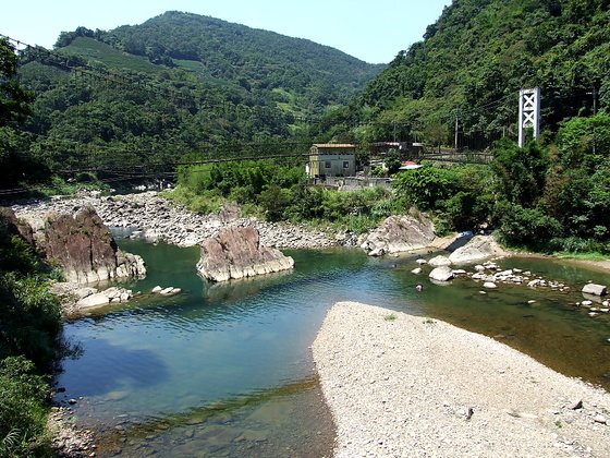 跟著 Mikey 一家去旅行 - 【 坪林 】虎寮潭休閒渡假山莊