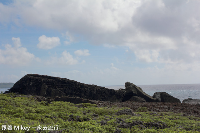 跟著 Mikey 一家去旅行 - 【 恆春 】墾丁情人灘 - 青蛙石篇