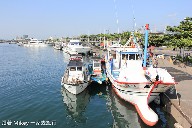 跟著 Mikey 一家去旅行 - 【 宜蘭 】龜山島賞鯨