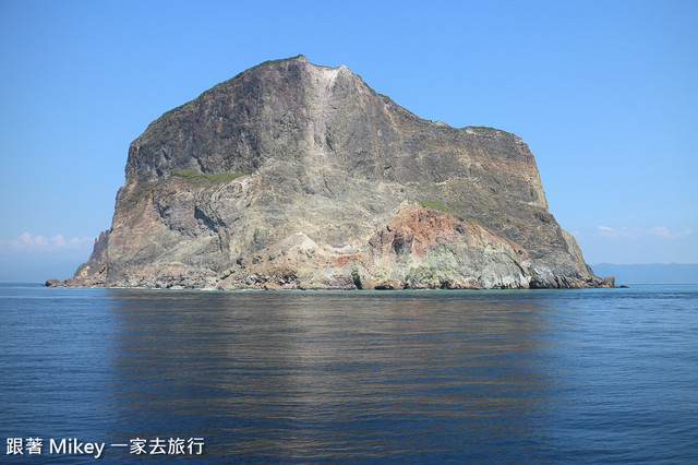 跟著 Mikey 一家去旅行 - 【 宜蘭 】龜山島賞鯨