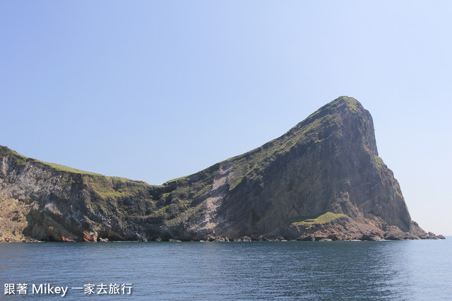 跟著 Mikey 一家去旅行 - 【 宜蘭 】龜山島賞鯨