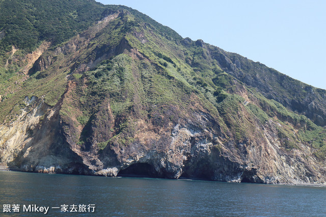 跟著 Mikey 一家去旅行 - 【 宜蘭 】龜山島賞鯨