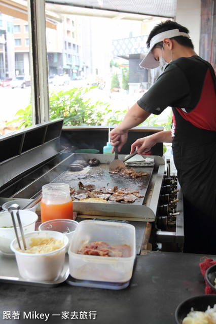 跟著 Mikey 一家去旅行 - 【 台中 】食谷飯堂