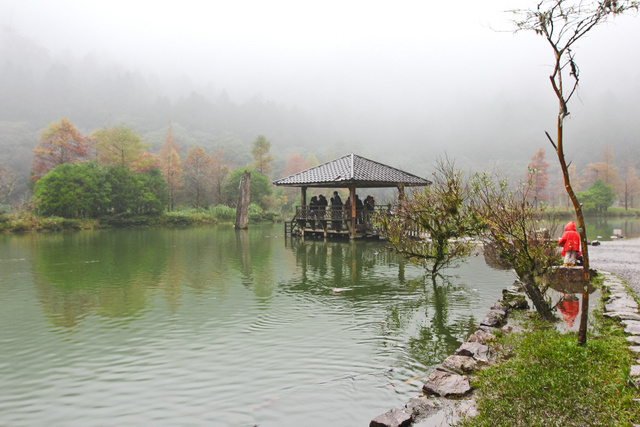 跟著 Mikey 一家去旅行 - 【 大同 】明池國家森林遊樂區 - 水墨明池