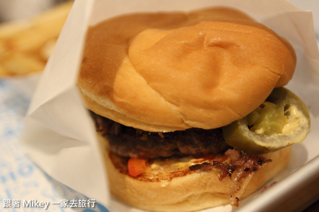 跟著 Mikey 一家去旅行 - 【 台北 】Burger Fix