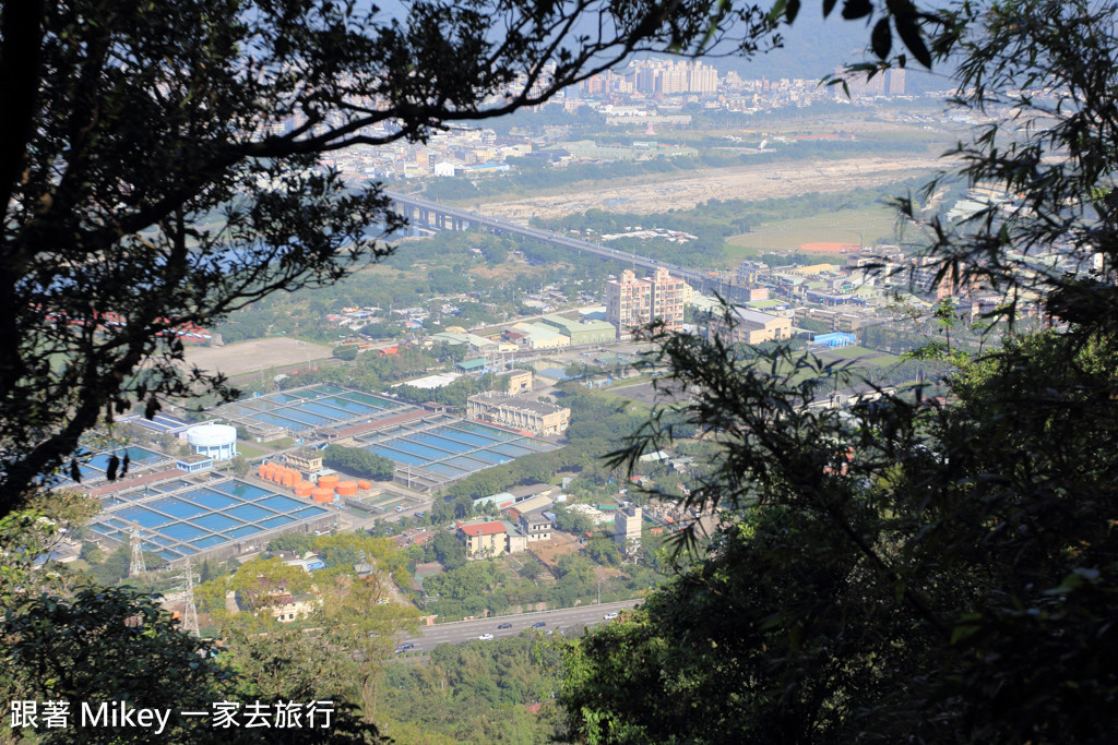 跟著 Mikey 一家去旅行 - 【 三峽 】鳶山