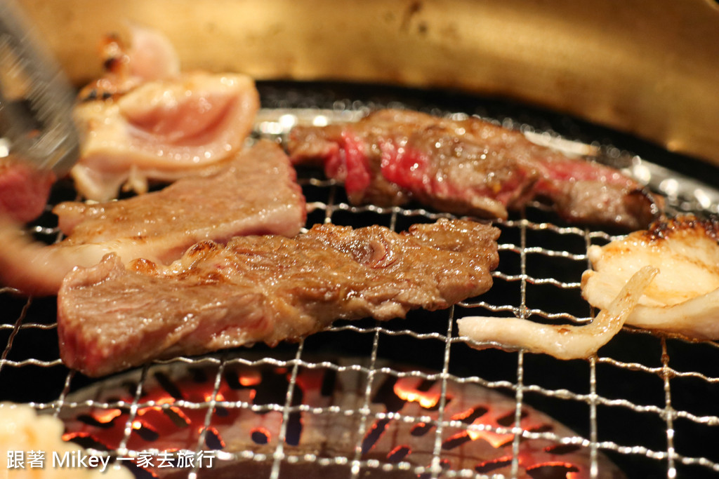 【 大阪 】焼肉カルビチャンプ ( 大阪内店 )